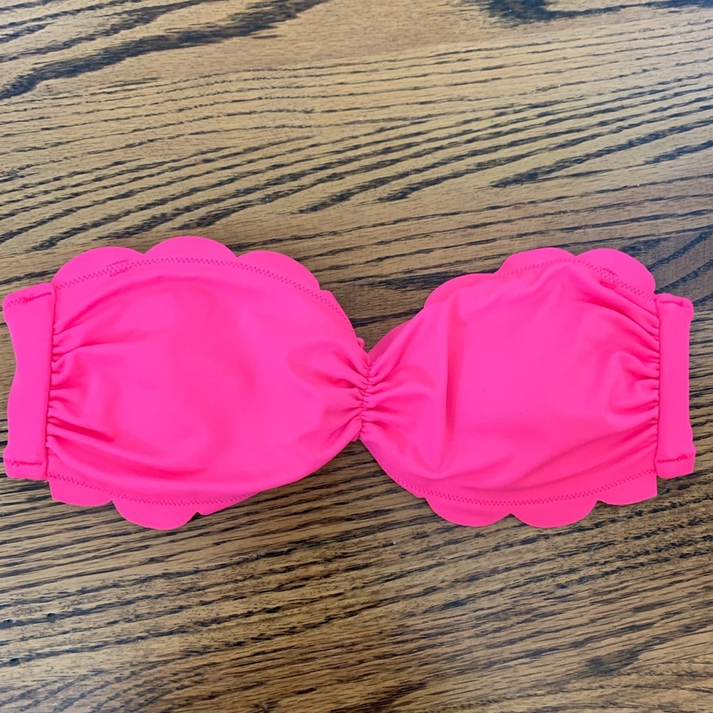 VS PINK Scalloped bikini